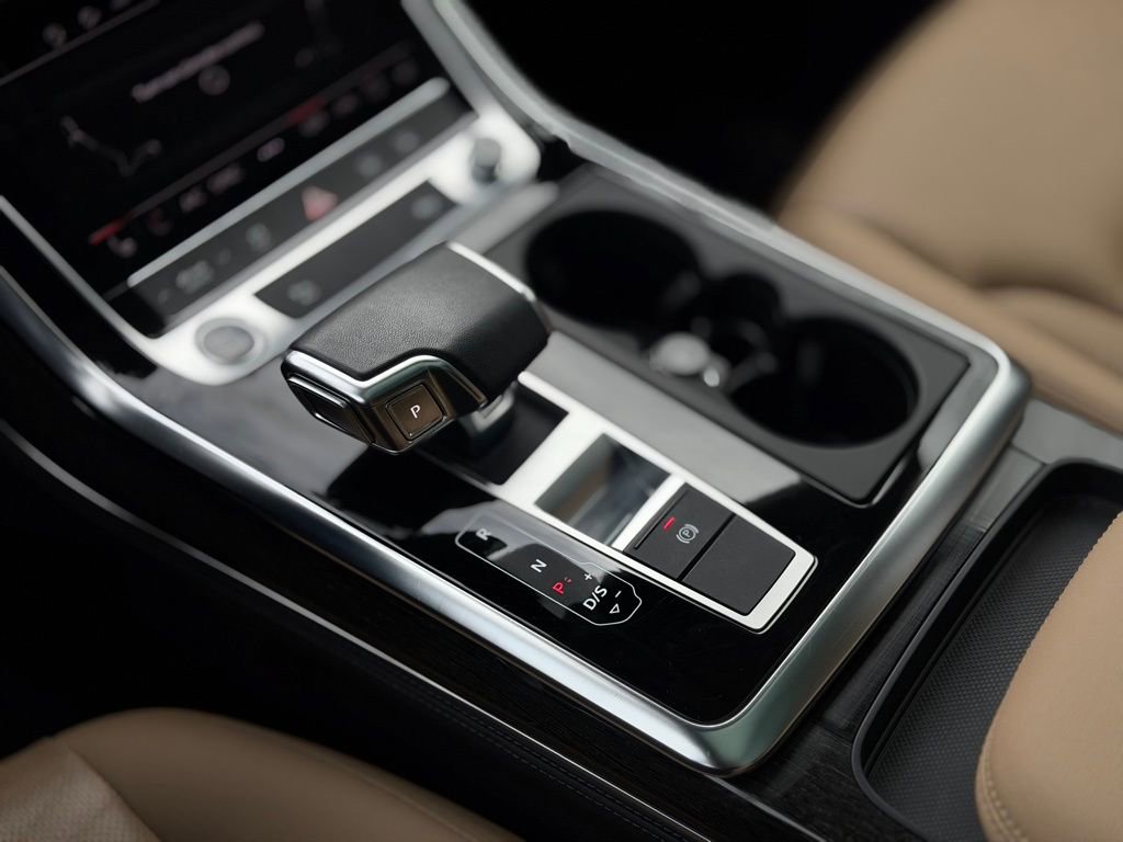 Used 2023 Audi Q7 3.0T Premium Plus w/ Premium Plus Package image 19