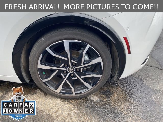 Used 2024 Toyota Prius Prime Premium w/ Advanced Technology Package image 7