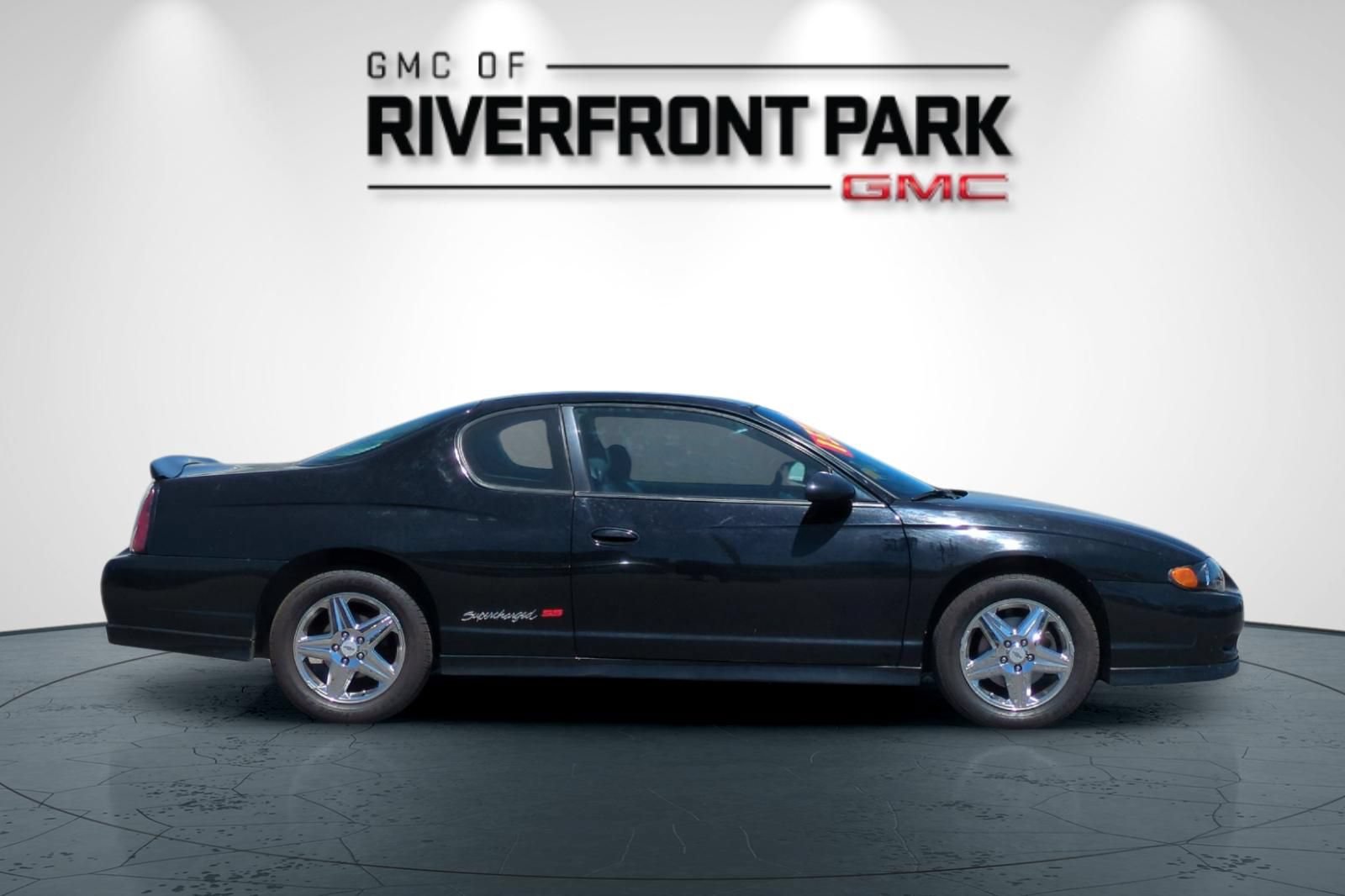 Used 2005 Chevrolet Monte Carlo SS w/ Preferred Equipment Group FWD image 2