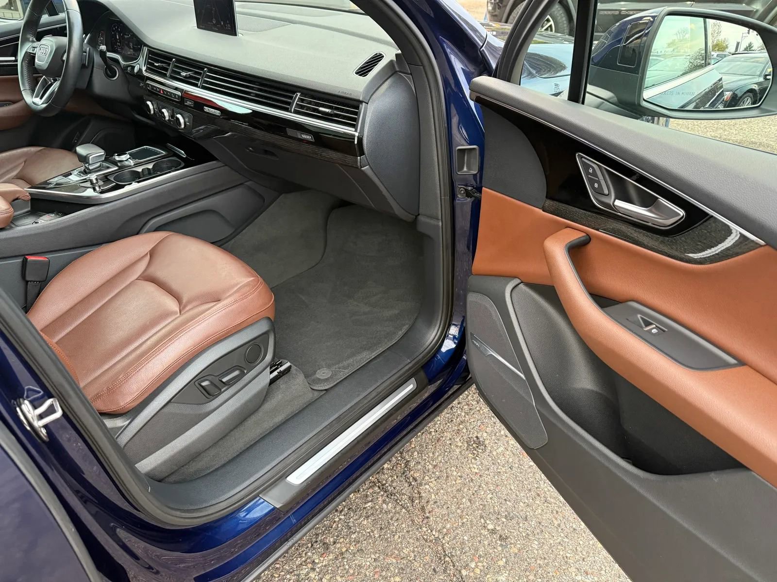 Used 2019 Audi Q7 3.0T Premium Plus w/ Premium Plus Package image 19