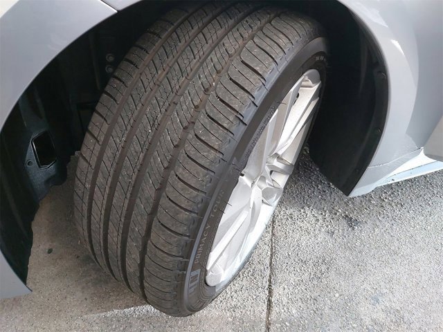 Used 2025 Lexus IS 300 w/ Comfort Package image 40