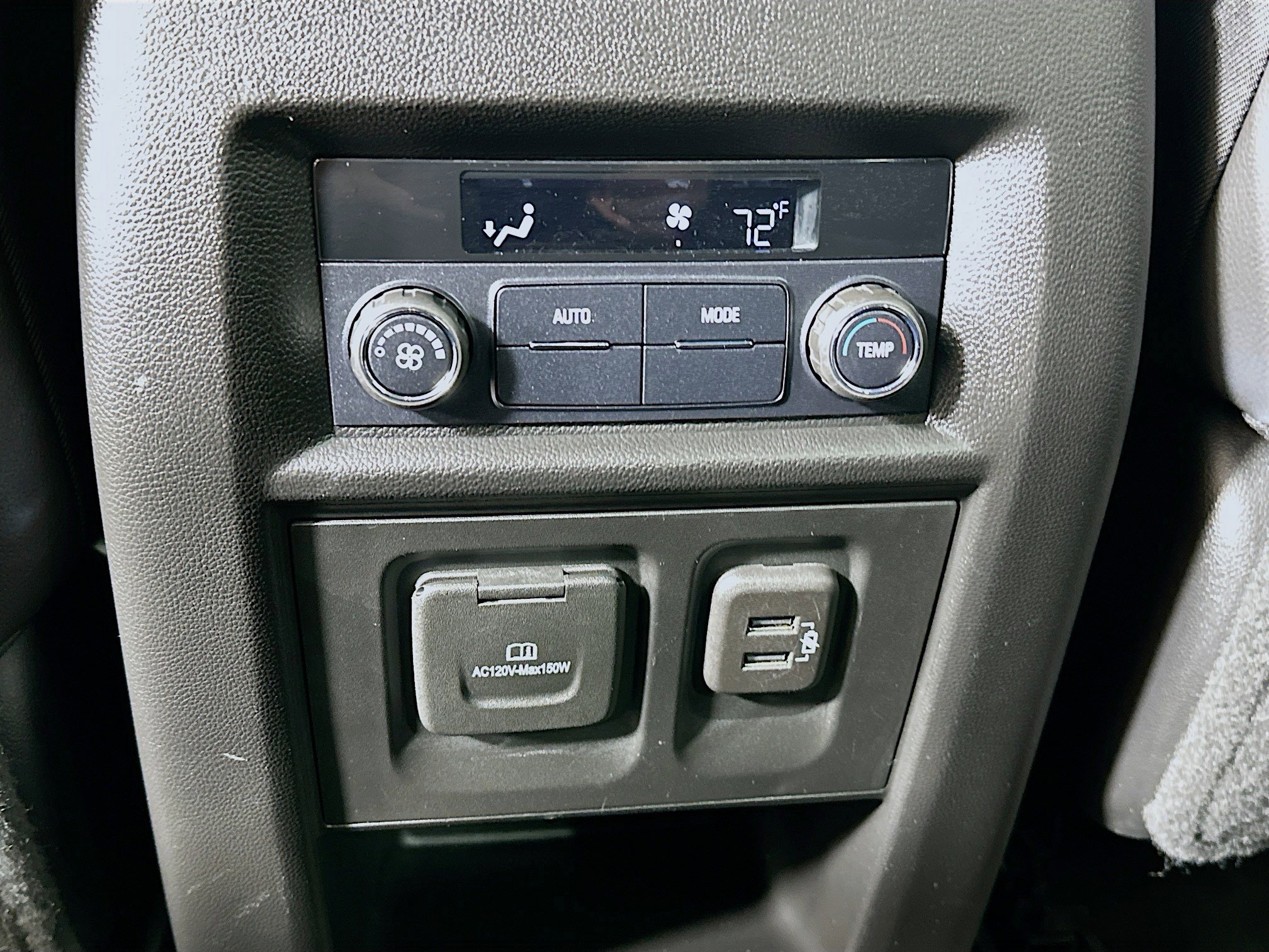 Used 2020 Chevrolet Traverse LT w/ LT Premium Package image 26