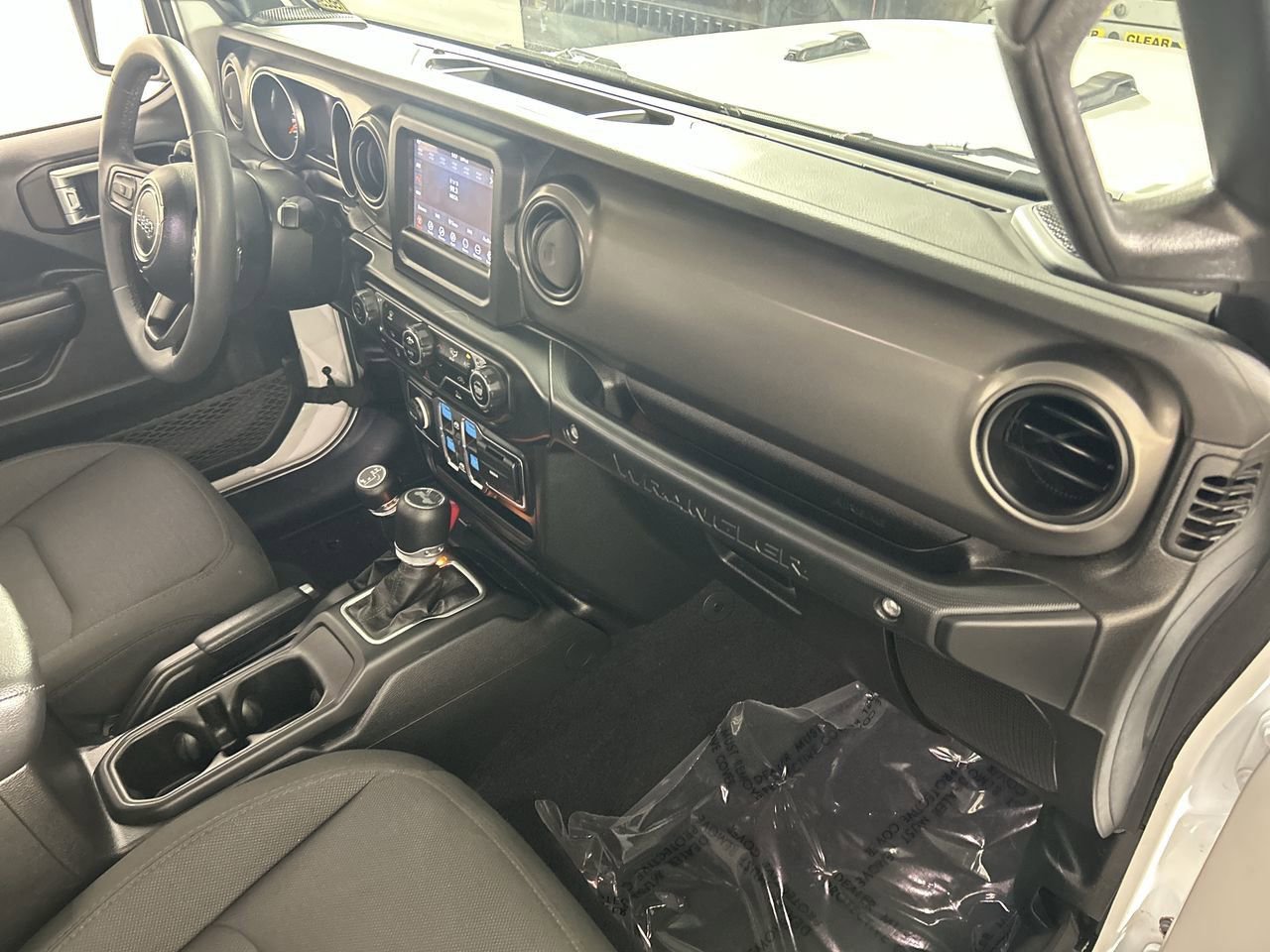 Used 2023 Jeep Wrangler Sport S image 25
