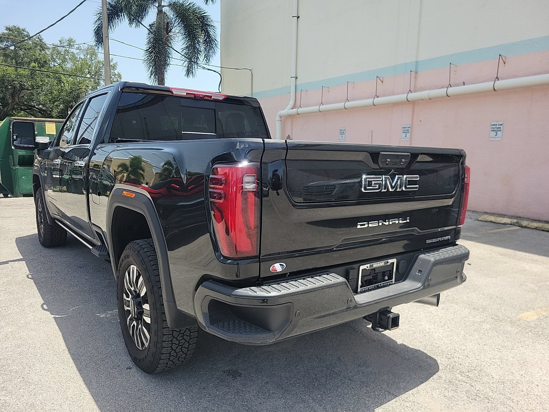 Used 2026 GMC Sierra 2500 Denali Ultimate AWD/4WD image 14