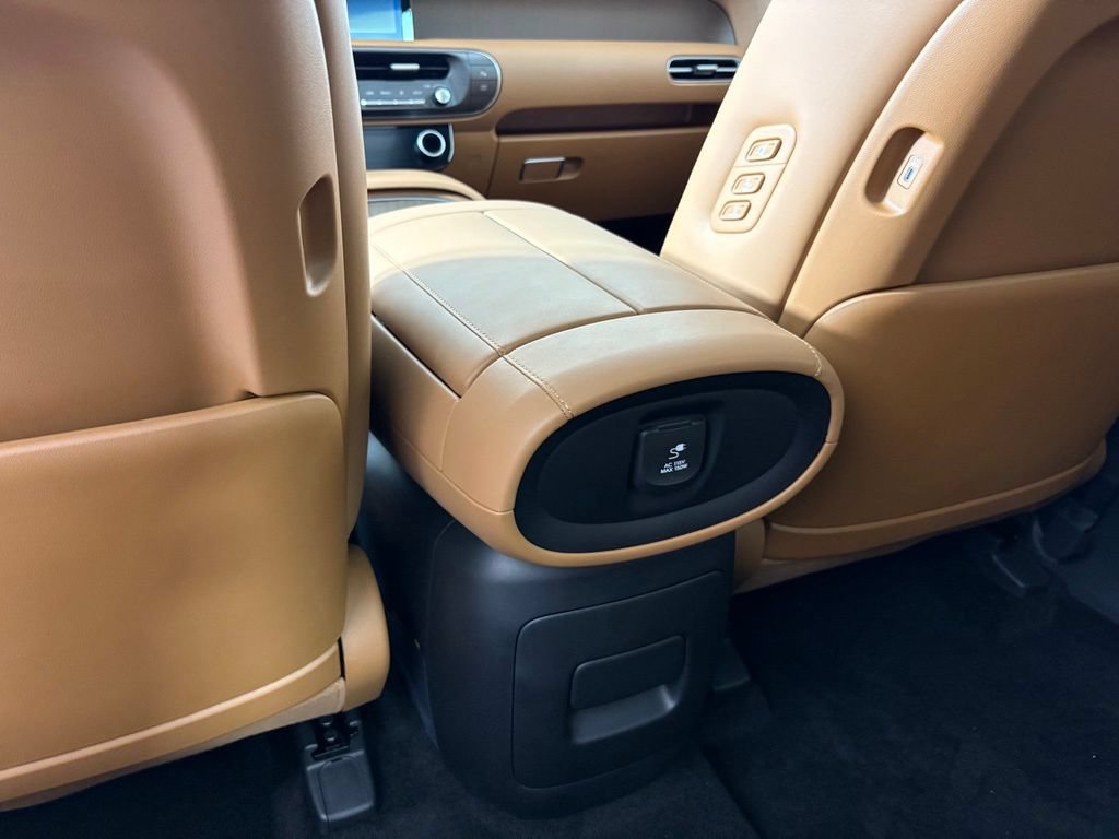 New 2027 Hyundai Palisade Calligraphy FWD image 30