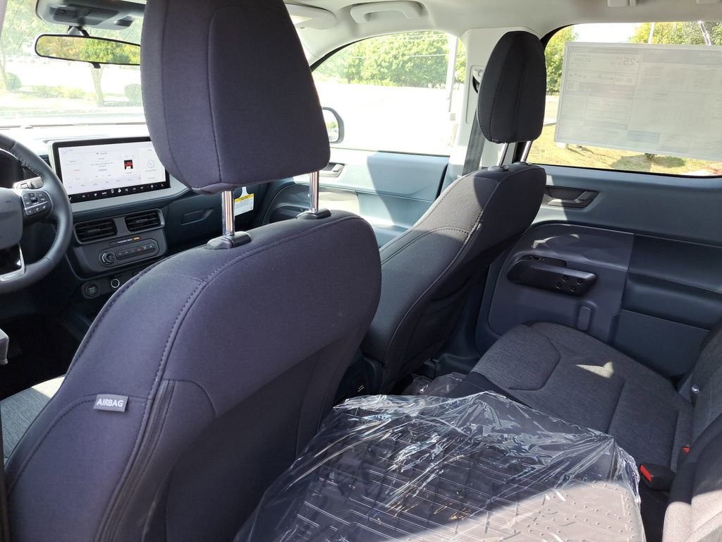 New 2025 Ford Maverick XLT w/ XLT Luxury Package image 23