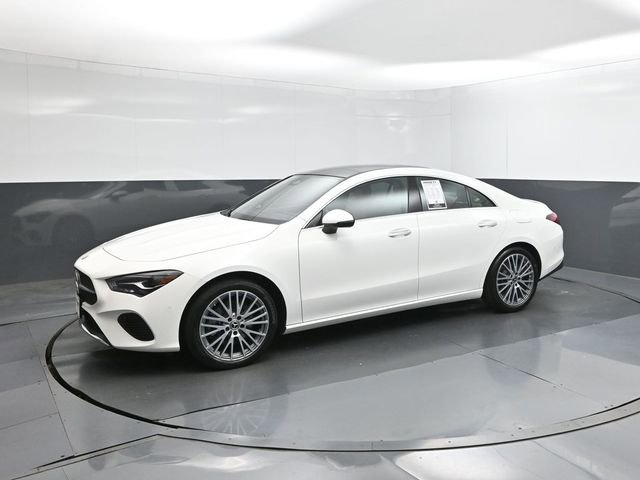 Used 2025 Mercedes-Benz CLA 250 4MATIC image 34