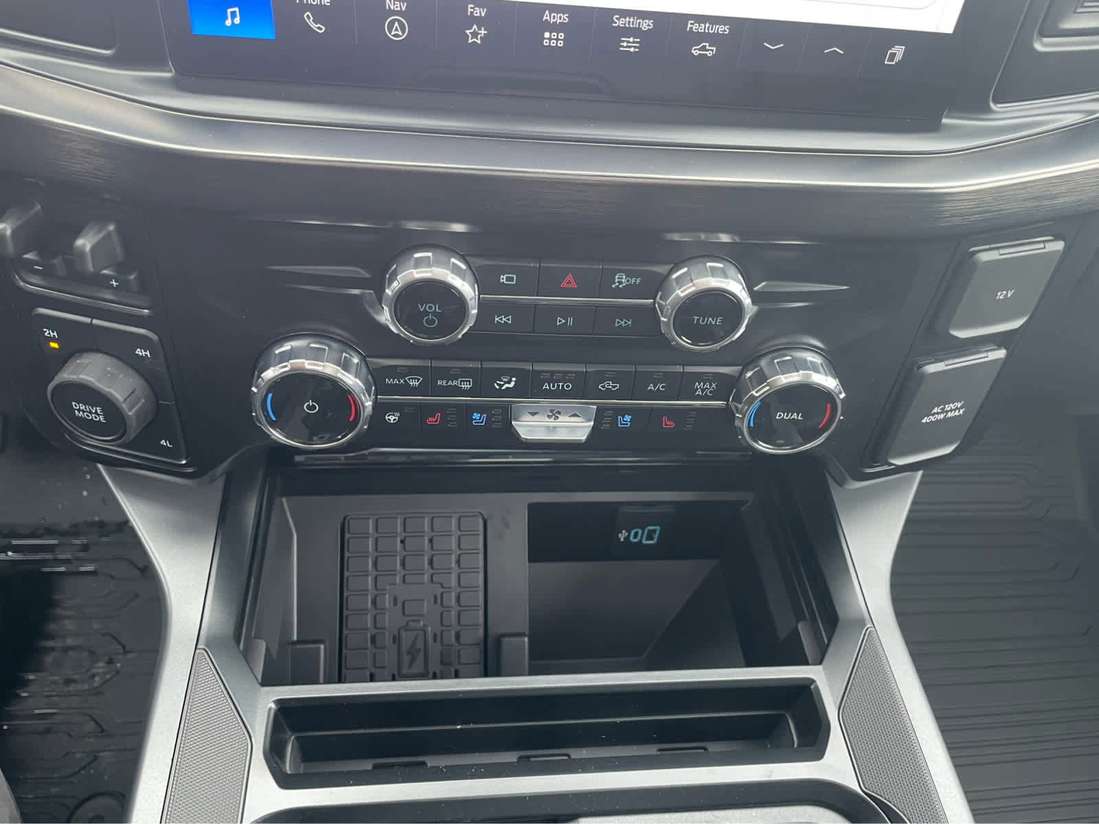 Used 2026 Ford F350 Lariat w/ FX4 Off-Road Package image 25