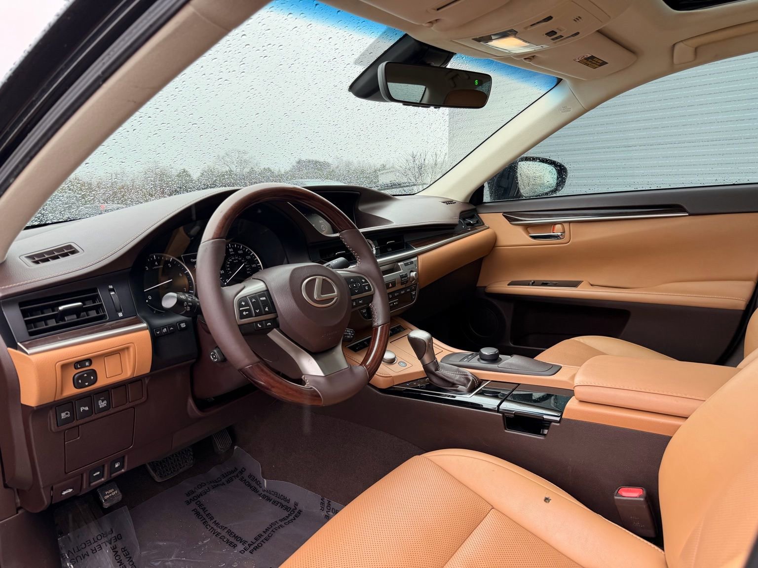 Used 2017 Lexus ES 350 w/ Premium Package image 12