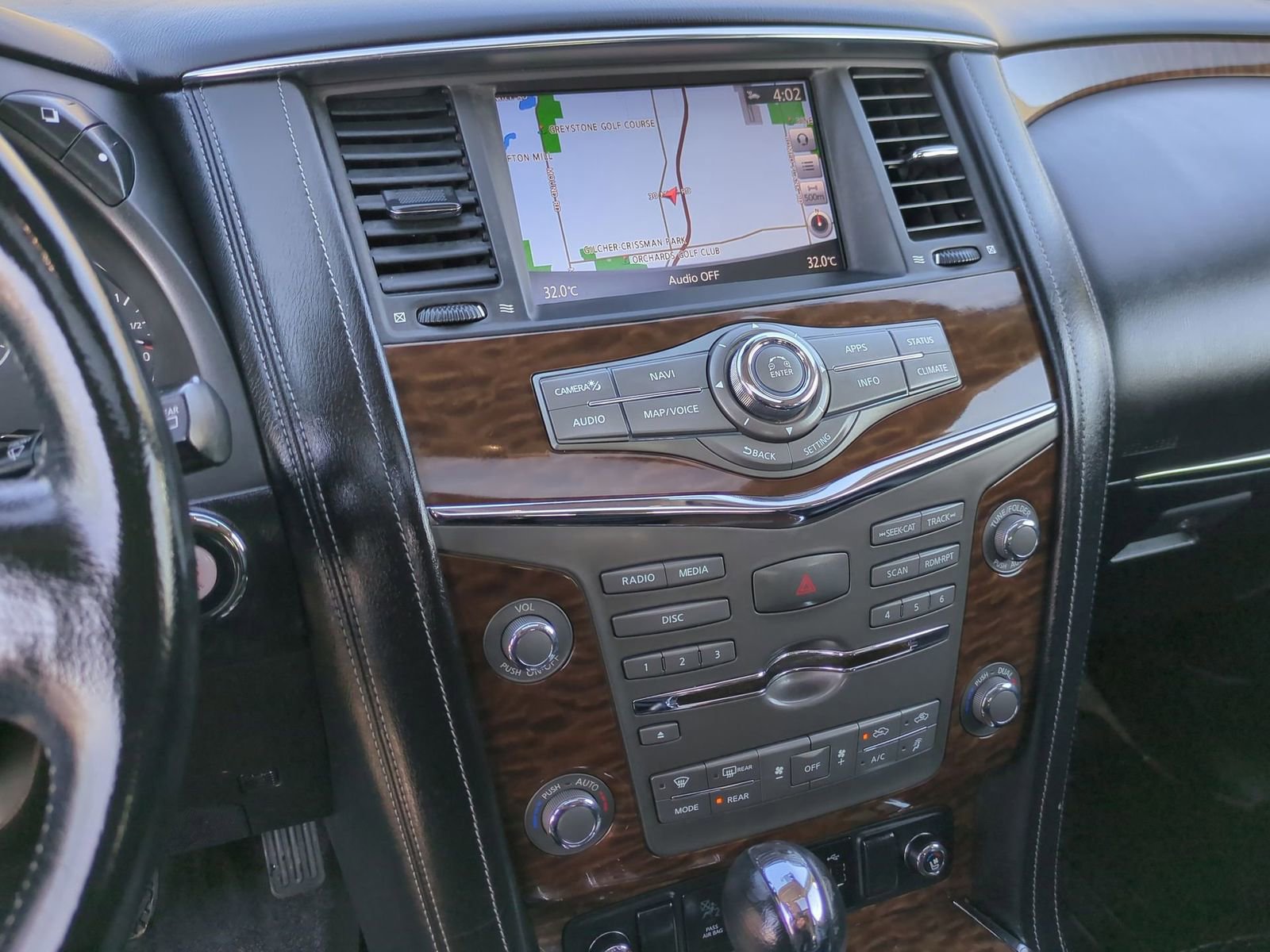 Used 2019 Nissan Armada Platinum image 29