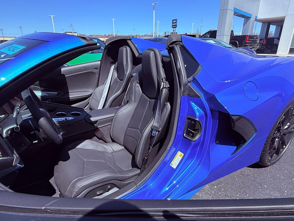 New 2026 Chevrolet Corvette Stingray Convertible w/ Battery Protection Package image 6