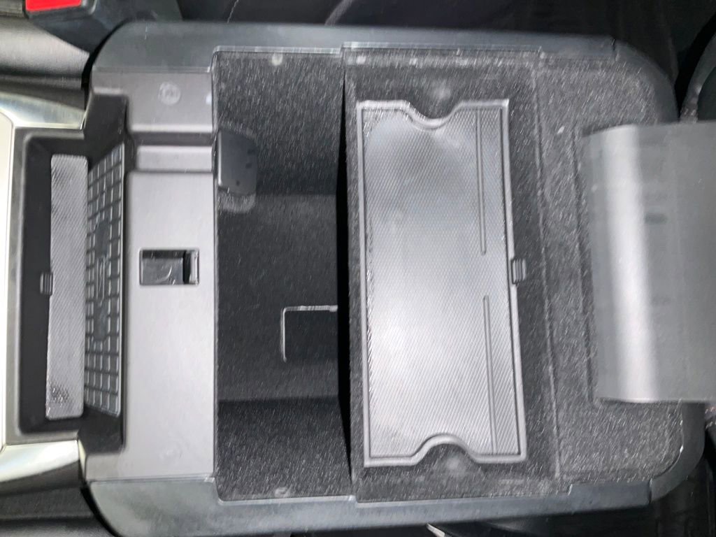 Used 2020 Ford Explorer Platinum w/ Premium Technology Package image 26