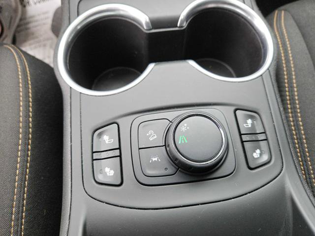 Used 2021 GMC Terrain SLE w/ Driver Convenience Package image 19