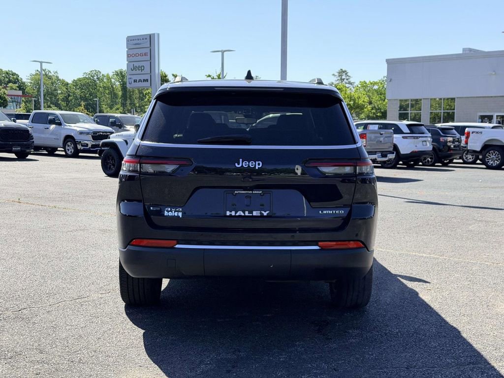 Used 2023 Jeep Grand Cherokee L Limited AWD/4WD image 21