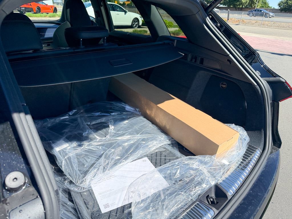 New 2025 Audi SQ5 Prestige image 28