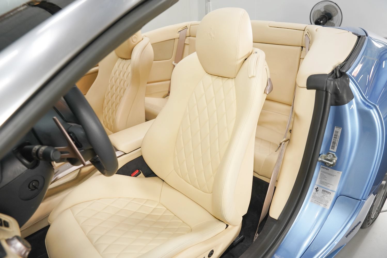 Used 2012 Ferrari California RWD image 37
