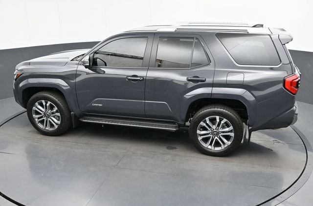 Used 2025 Toyota 4Runner Limited AWD/4WD image 44