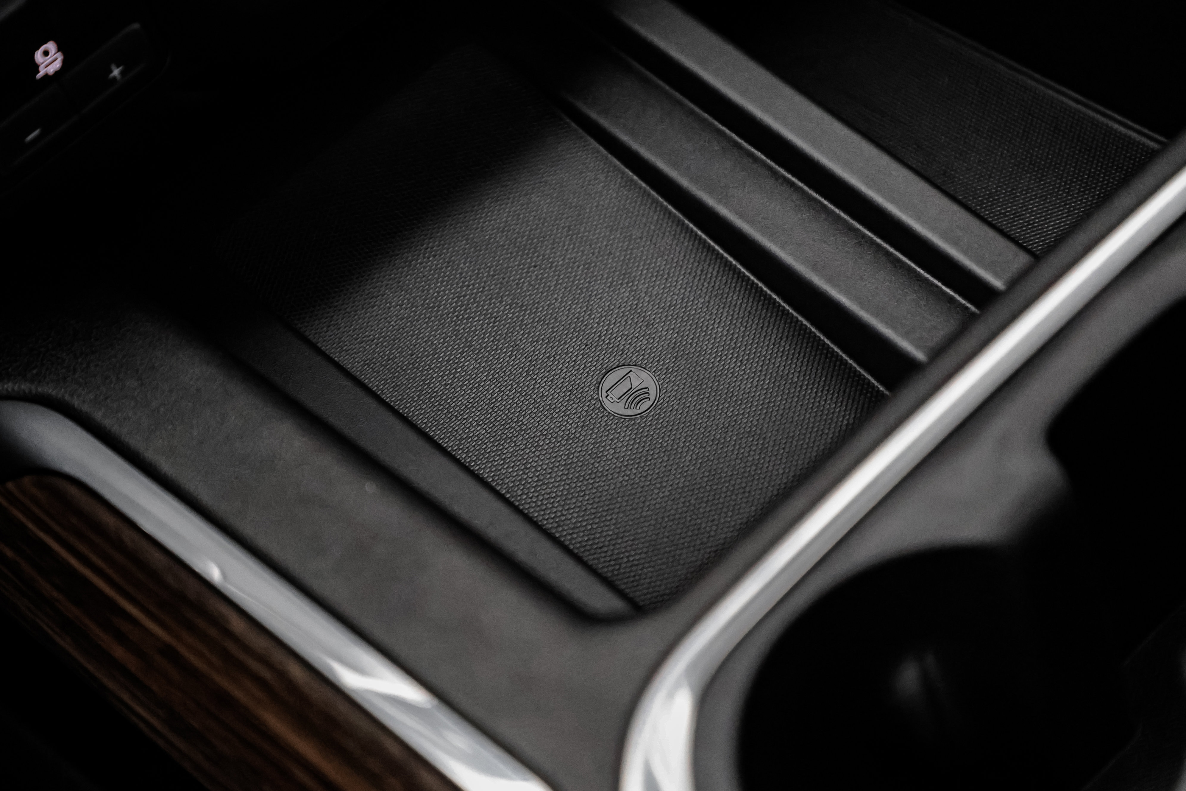 Used 2019 Chevrolet Silverado 1500 High Country w/ Technology Package image 34