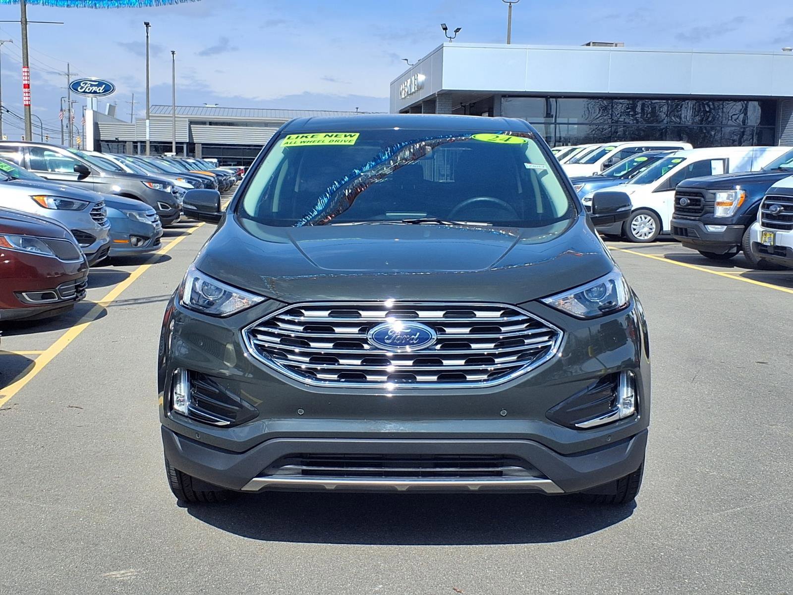Used 2024 Ford Edge Titanium image 24