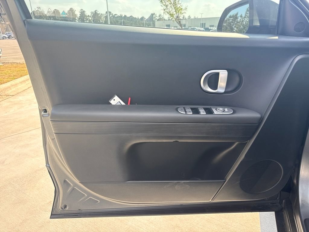 Used 2024 Hyundai Ioniq 5 SEL image 14