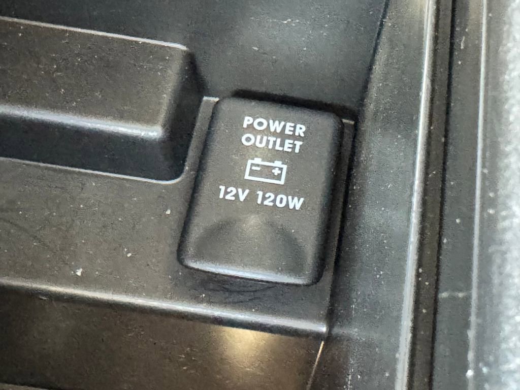 Used 2025 Mitsubishi Outlander Sport AWD image 25