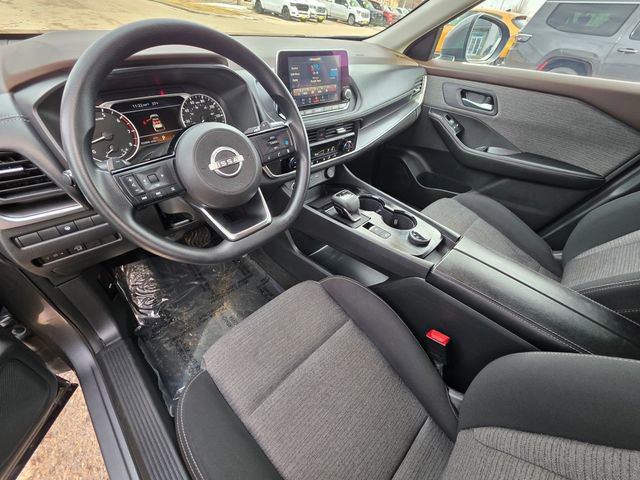Used 2023 Nissan Rogue SV image 16