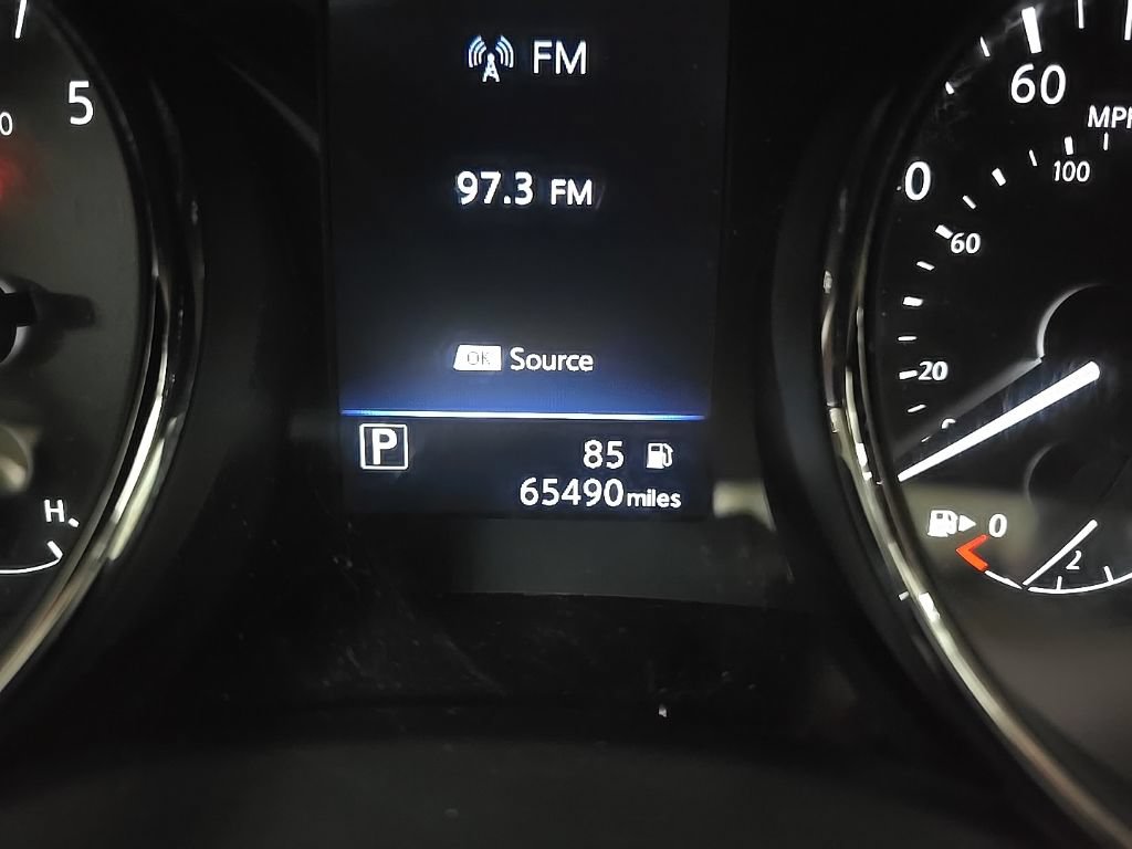 Used 2018 Nissan Rogue SV AWD/4WD image 23