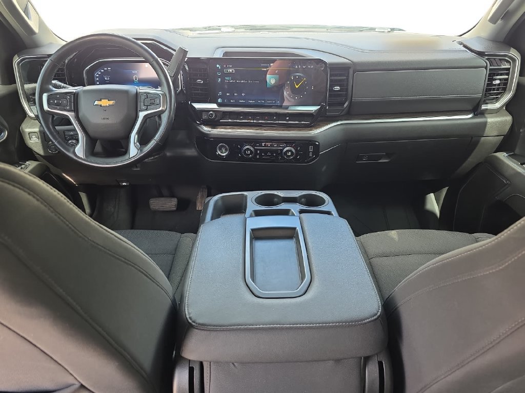 Used 2022 Chevrolet Silverado 1500 LT w/ Protection Package RWD image 11