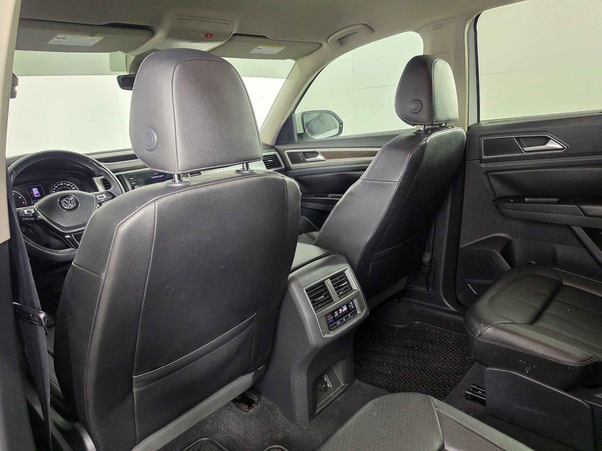 Used 2019 Volkswagen Atlas SE FWD image 35