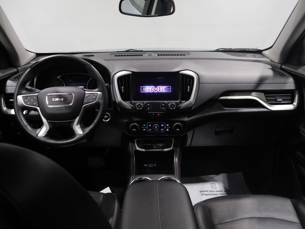 Used 2024 GMC Terrain SLT AWD/4WD image 16