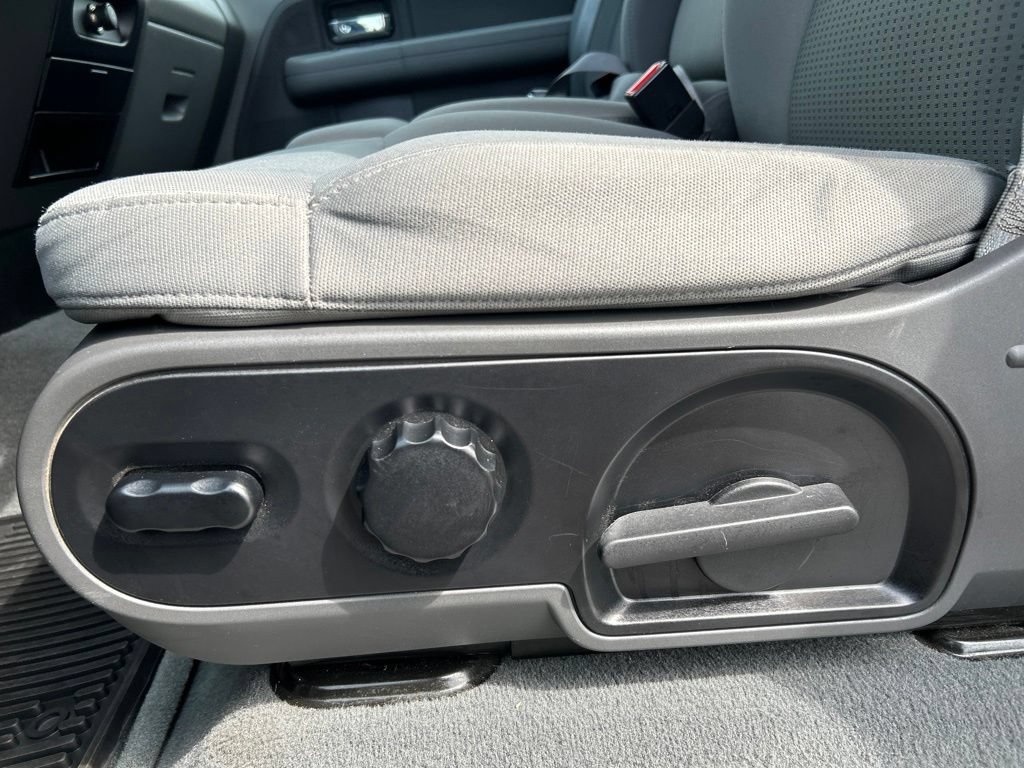 Used 2008 Ford F150 XLT AWD/4WD image 10