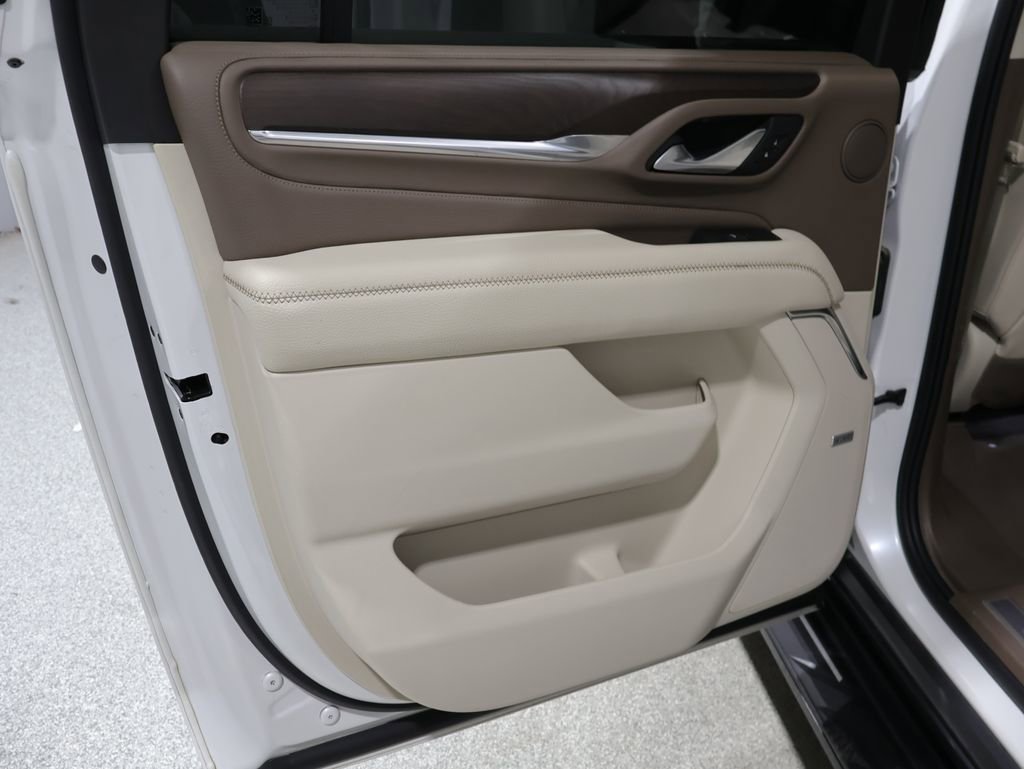 Used 2022 GMC Yukon XL Denali w/ Max Trailering Package AWD/4WD image 19