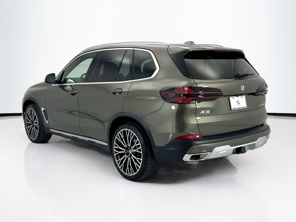 Certified 2025 BMW X5 xDrive40i w/ Parking Assistance Package AWD/4WD image 7