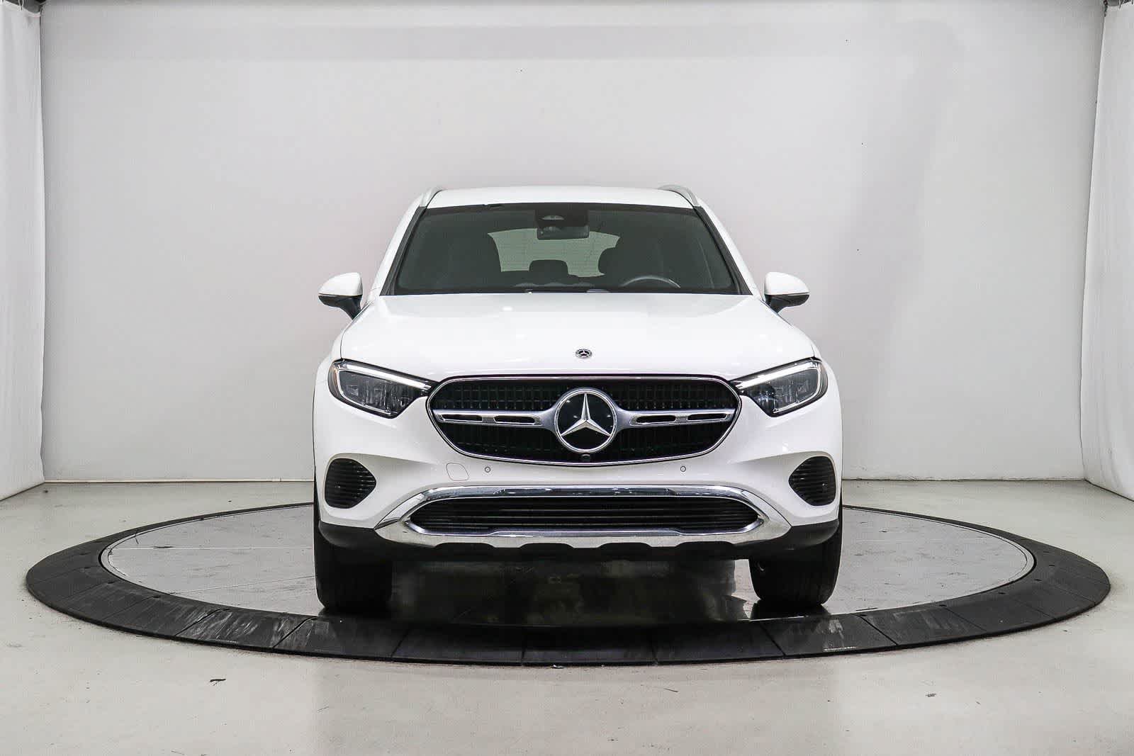 Used 2024 Mercedes-Benz GLC 300 image 6