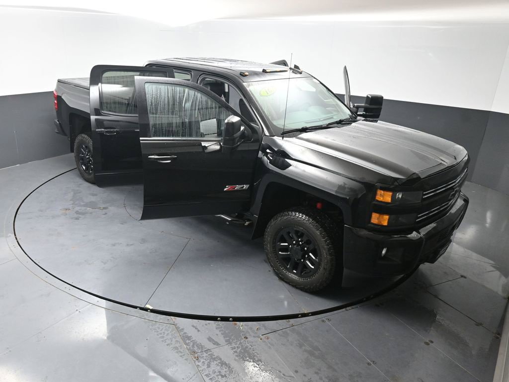 Used 2016 Chevrolet Silverado 2500 LT w/ Midnight Edition AWD/4WD image 60