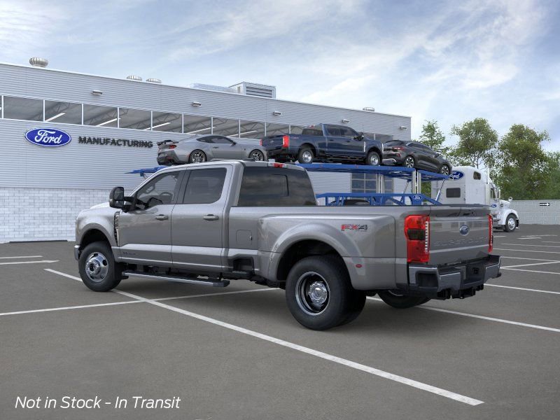 New 2026 Ford F350 4x4 Crew Cab DRW Super Duty image 4