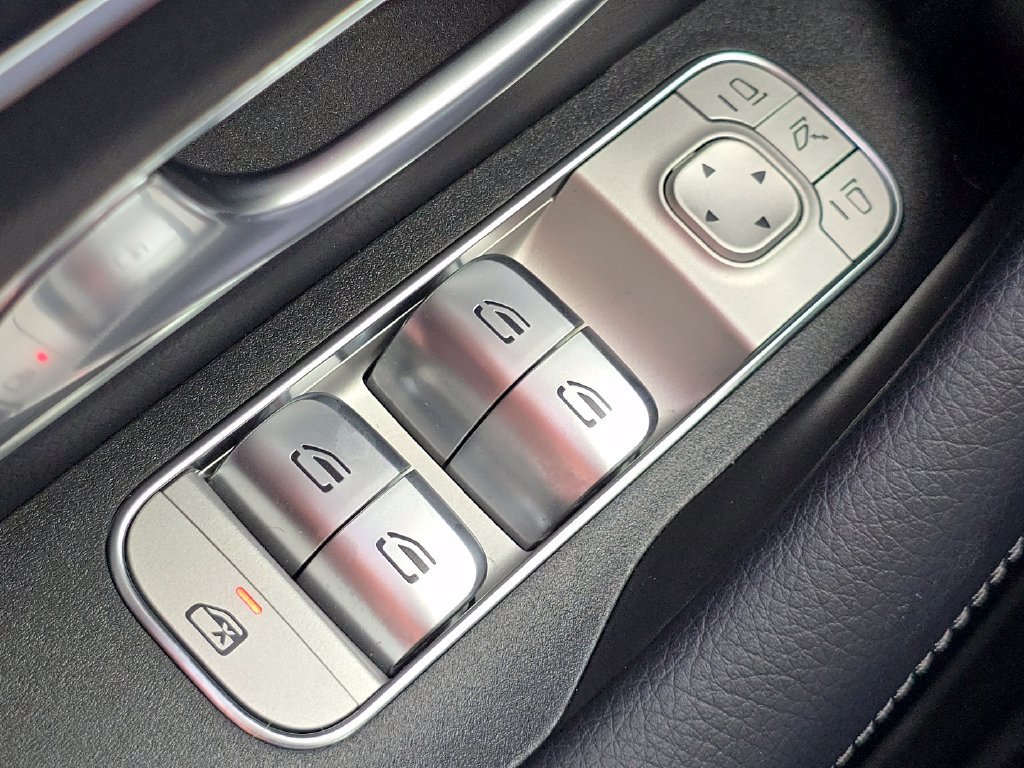 Certified 2026 Mercedes-Benz GLE 350 4MATIC image 30