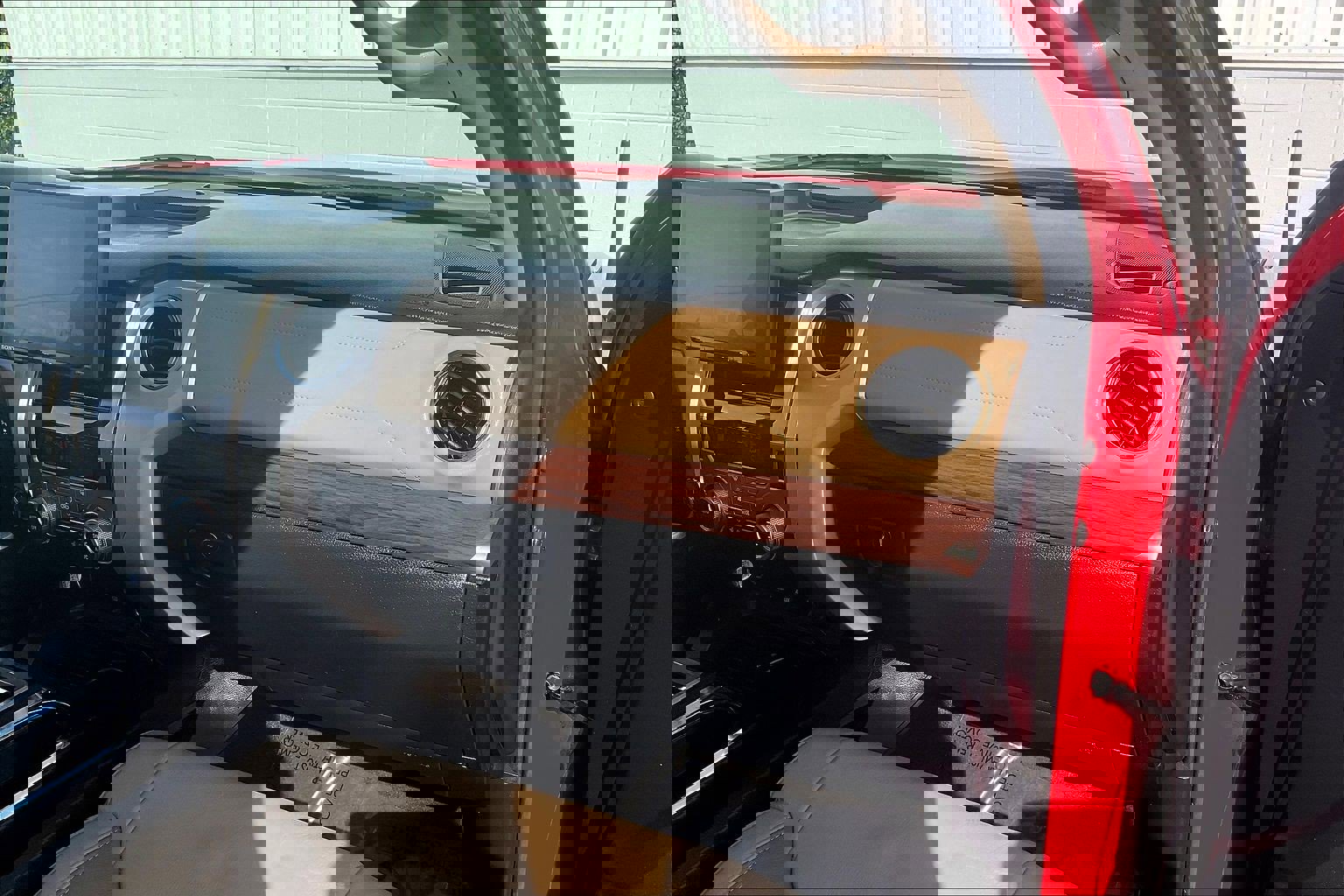 Used 2019 Toyota Tundra Limited w/ Limited Premium Package image 21