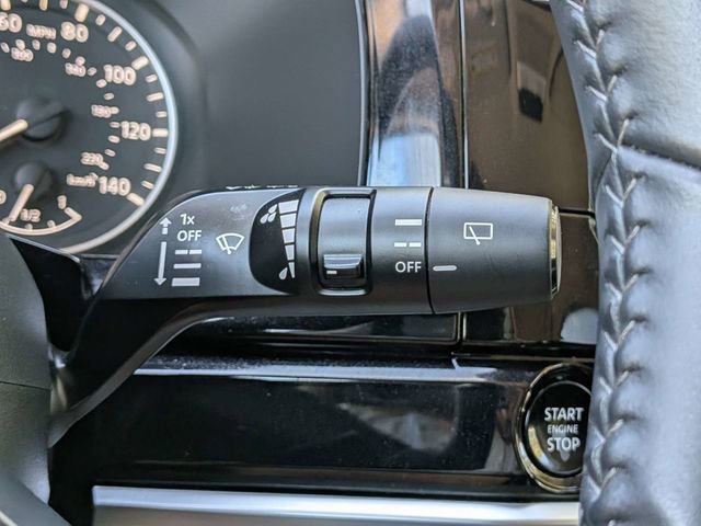 Used 2025 Nissan Pathfinder SV FWD image 30
