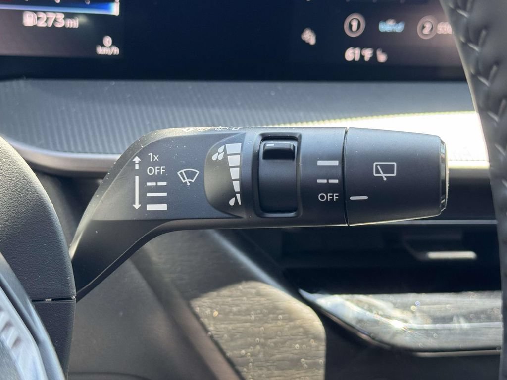 Certified 2025 Nissan Murano SV AWD/4WD image 24