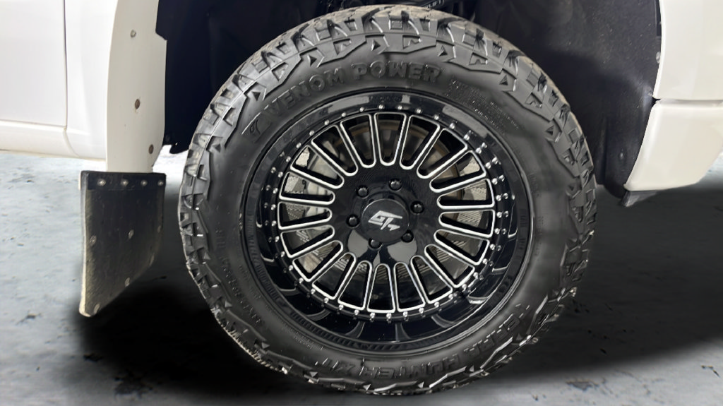 Used 2023 Chevrolet Silverado 1500 RST AWD/4WD image 47