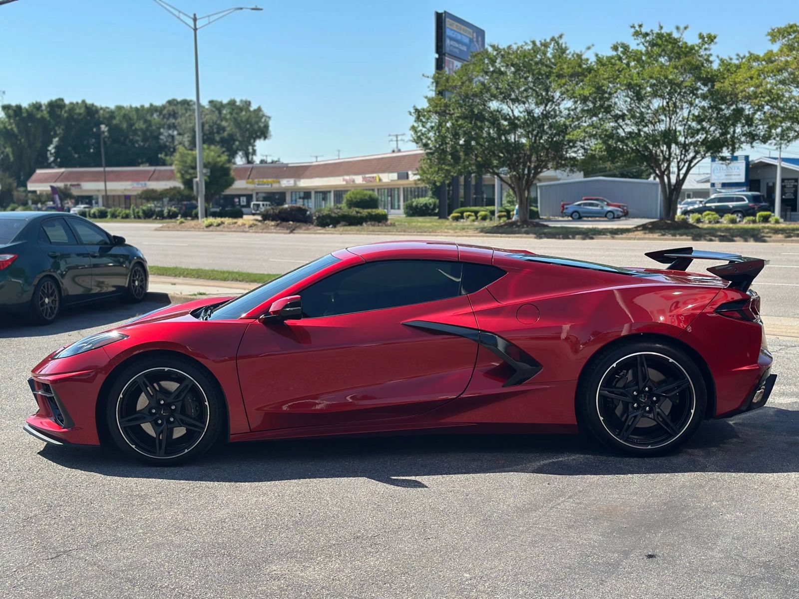 Used 2021 Chevrolet Corvette Stingray Preferred Cpe w/ Z51 Performance Package RWD image 6