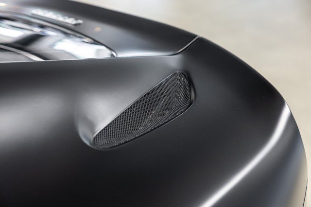 Used 2014 Ferrari F12 Berlinetta RWD image 20