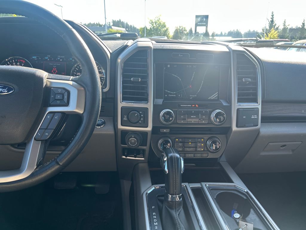 Used 2017 Ford F150 Lariat w/ Equipment Group 501A Mid AWD/4WD image 23