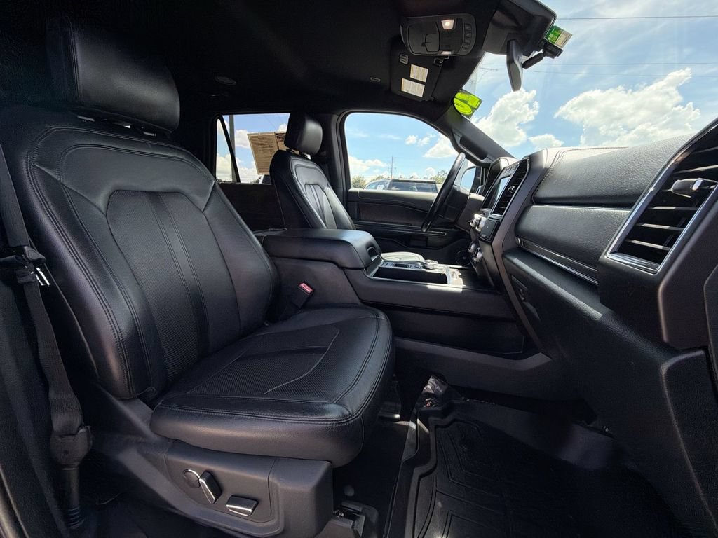 Used 2020 Ford Expedition Max Limited RWD image 12