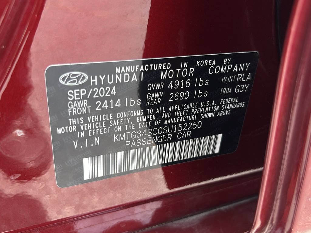Certified 2025 Genesis G70 2.5T w/ Sport Prestige Package AWD/4WD image 39