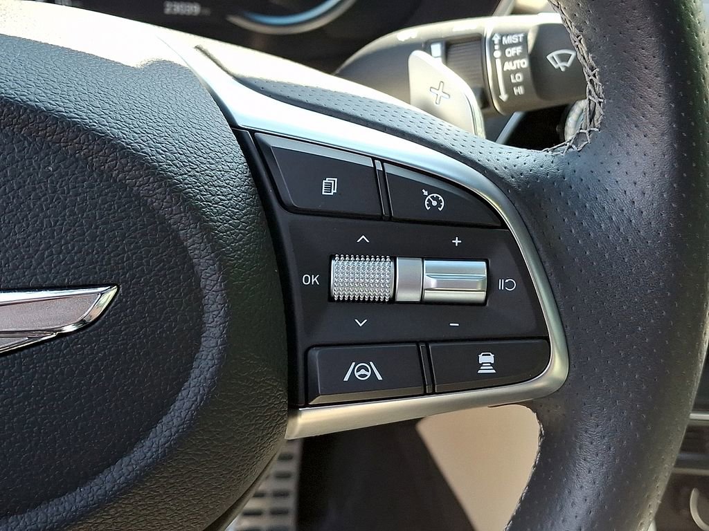 Used 2023 Genesis G70 3.3T w/ Sport Prestige Package image 24