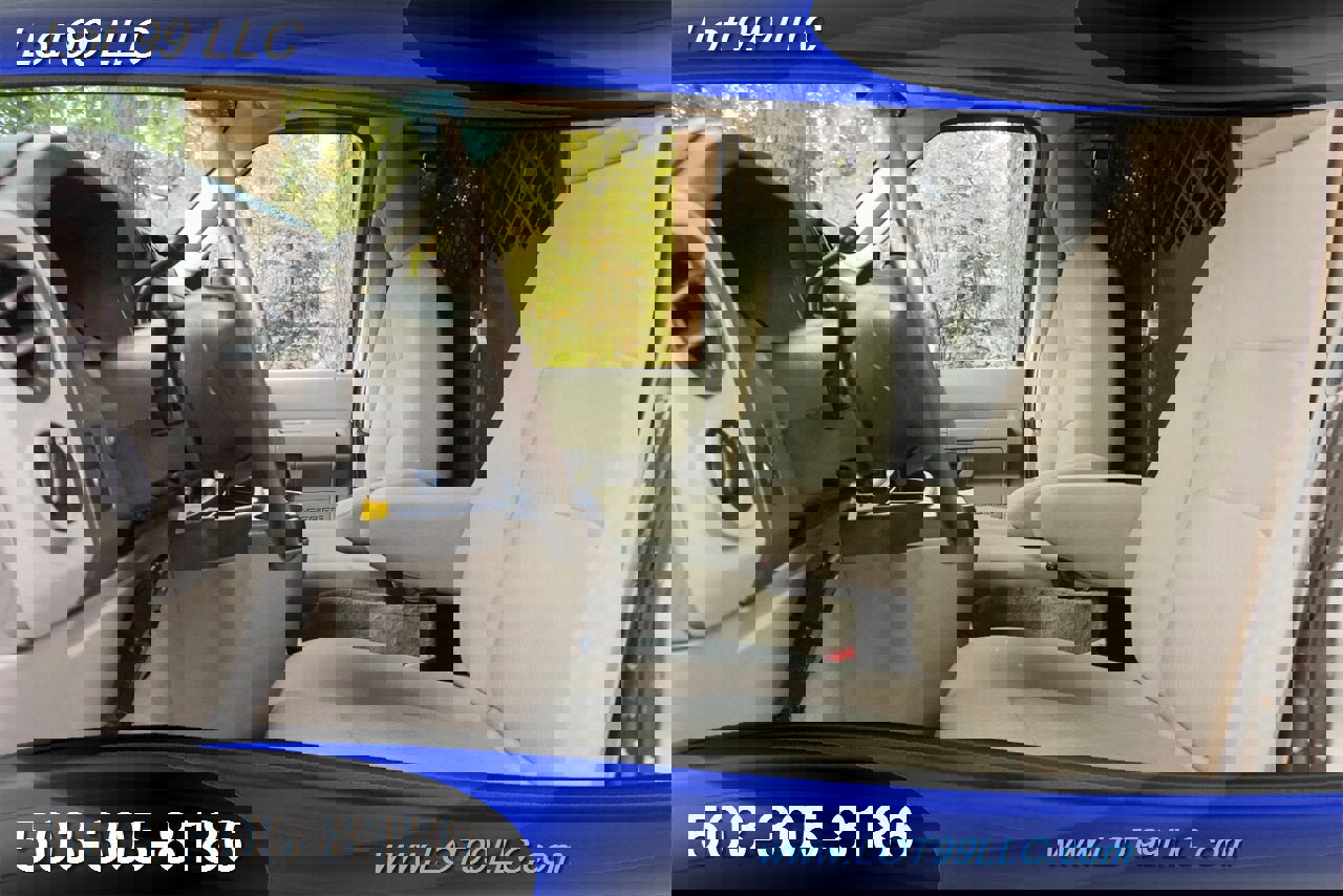 Used 2009 Ford E-350 and Econoline 350 Extended Super Duty image 2