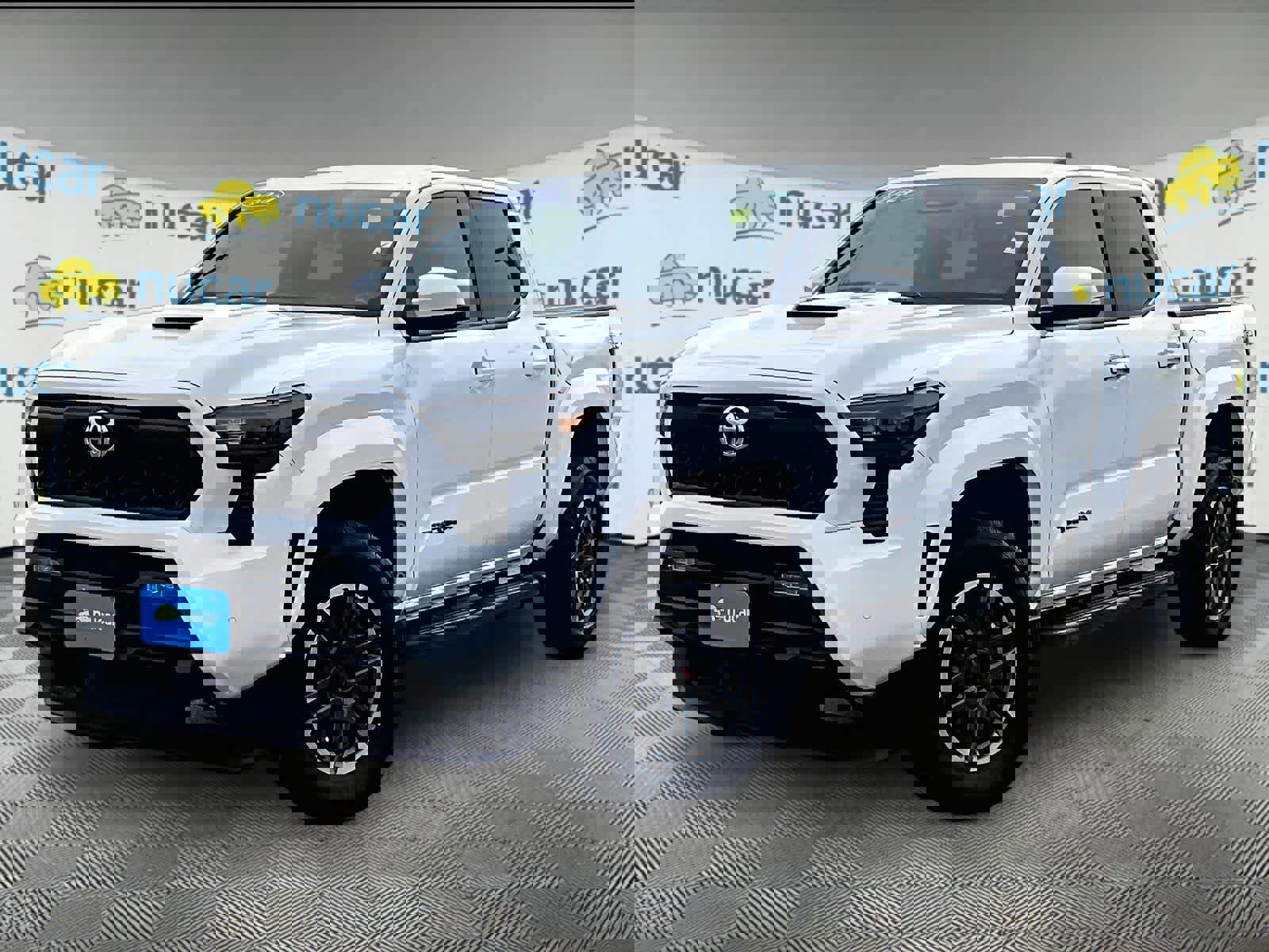 Used 2024 Toyota Tacoma TRD Sport w/ TRD Sport Upgrade Package image 3