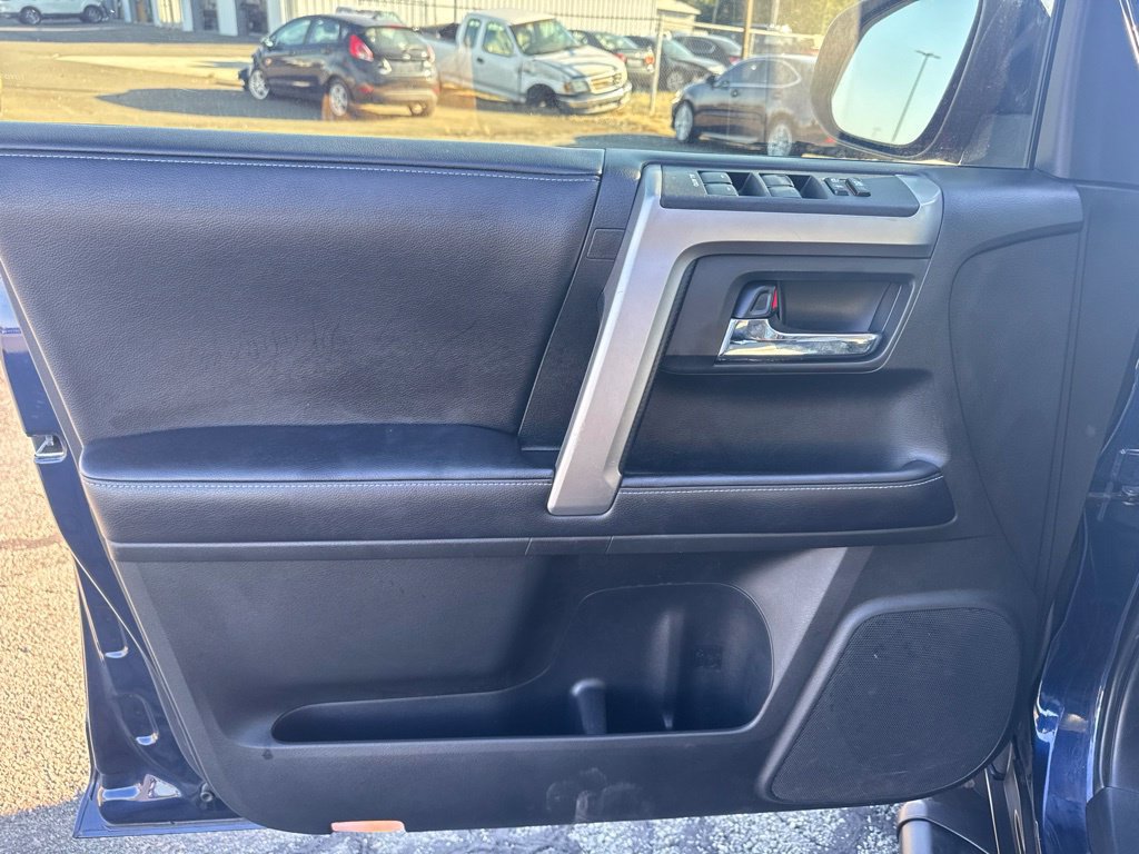 Used 2018 Toyota 4Runner SR5 Premium AWD/4WD image 10